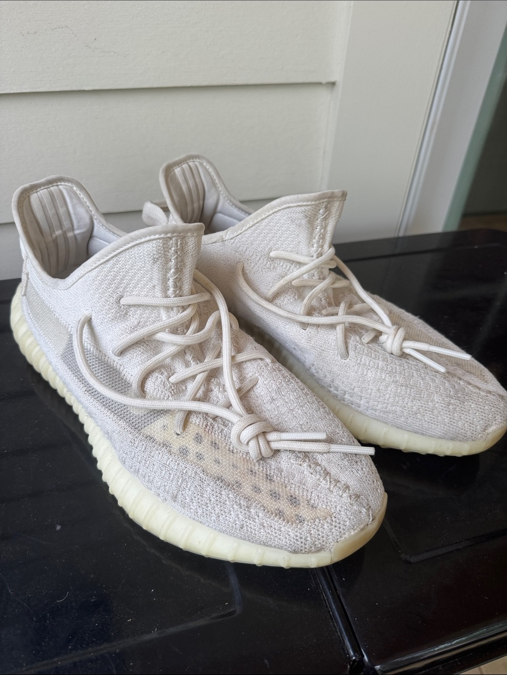 adidas Yeezy Boost 350 V2 White/Cream Sneakers Men’s Size 11